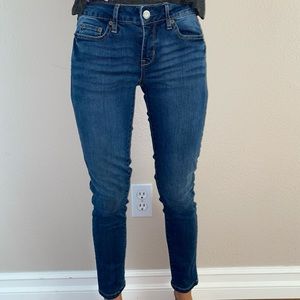 Aeropostale skinny jeggings! size 2SHORT